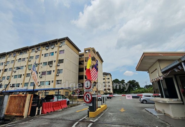 Pangsapuri Kajang Impiana
