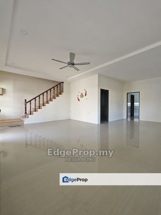 Taman Sri Emas Double Storey Semi-Detached House For Sale, Sarawak, Kuching