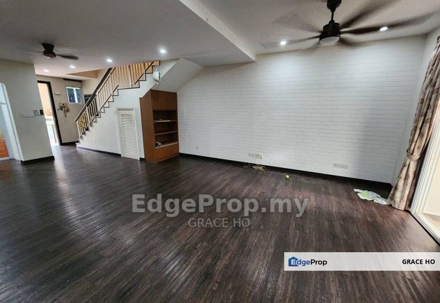 Desa ParkCity (Adora)