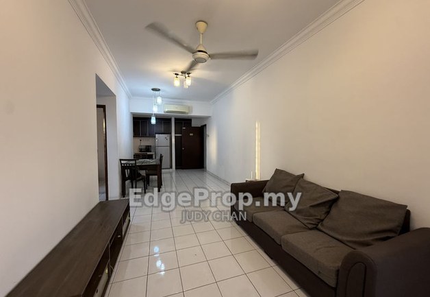 USJ19 RHYTHM AVENUE, Subang Jaya,  3rooms 2baths Fully Aircond, Selangor, USJ