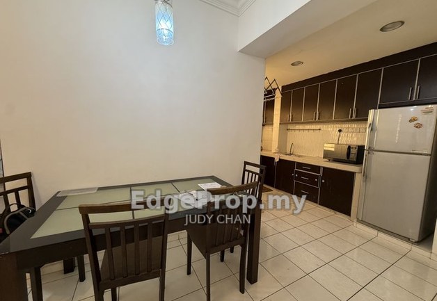 USJ19 RHYTHM AVENUE, Subang Jaya,  3rooms 2baths Fully Aircond, Selangor, USJ