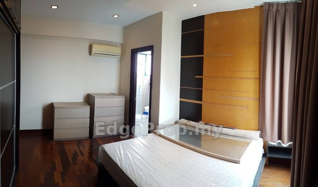 Desa ParkCity (Nadia Parkfront Condominium)