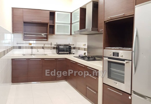 Desa ParkCity (Nadia Parkfront Condominium)