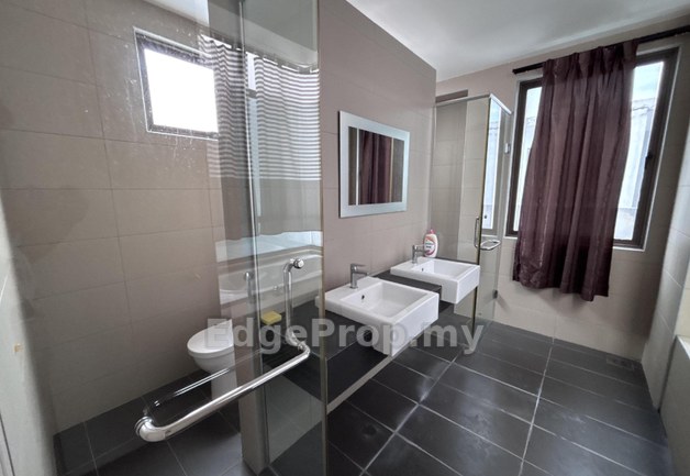 3 Storey Terrace Lake Point Residence Cyber 11 Cyberjaya, Selangor, Cyberjaya