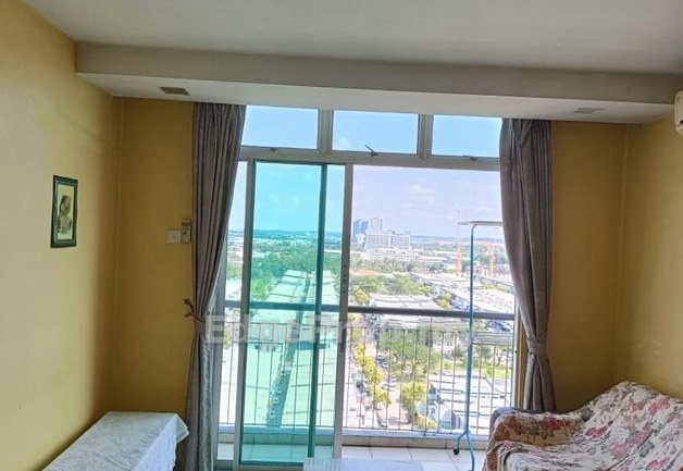 Lake View Suites