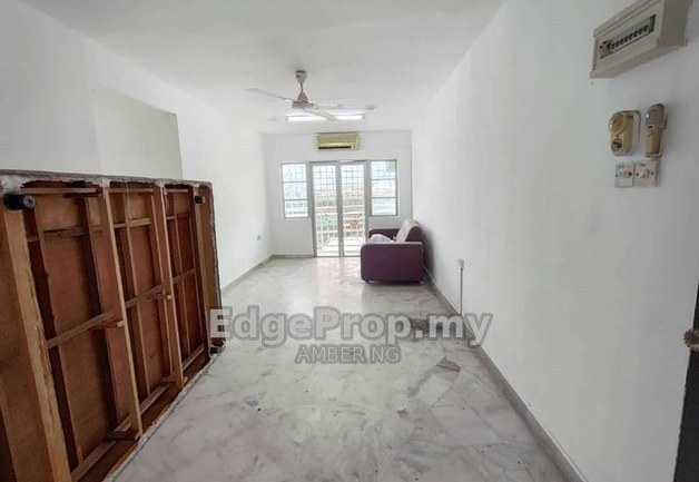 Corner 832sf Genting Court Condo Middle Floor 3 rooms, Setapak Kuala Lumpur for sale, Kuala Lumpur, Setapak