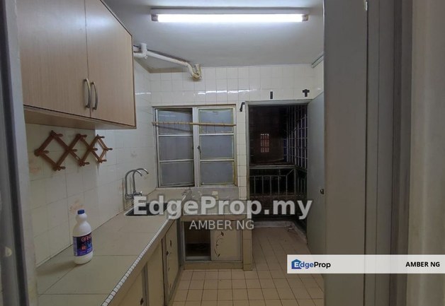 Corner 832sf Genting Court Condo Middle Floor 3 rooms, Setapak Kuala Lumpur for sale, Kuala Lumpur, Setapak