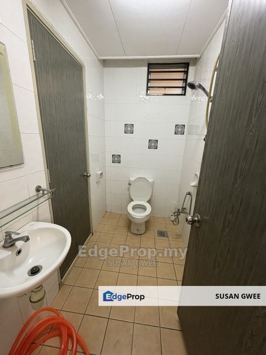 2 storey super link house at Canal Garden for rent , Selangor, Kota Kemuning