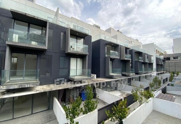 Empire Residence