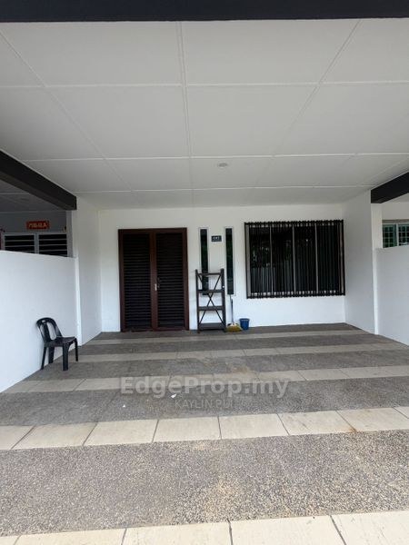Freehold Double Storey Terrace Intermediate Bumi lot at Uni Garden for rent, Sarawak, Kota Samarahan