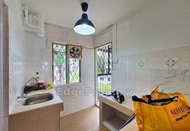 CORNER UNIT Flat Seksyen 2 Blok C2 Wangsa Maju, Kuala Lumpur, Wangsa Maju