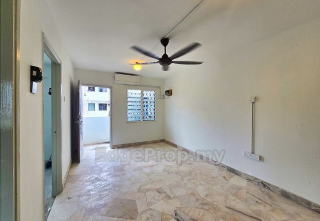 CORNER UNIT Flat Seksyen 2 Blok C2 Wangsa Maju, Kuala Lumpur, Wangsa Maju