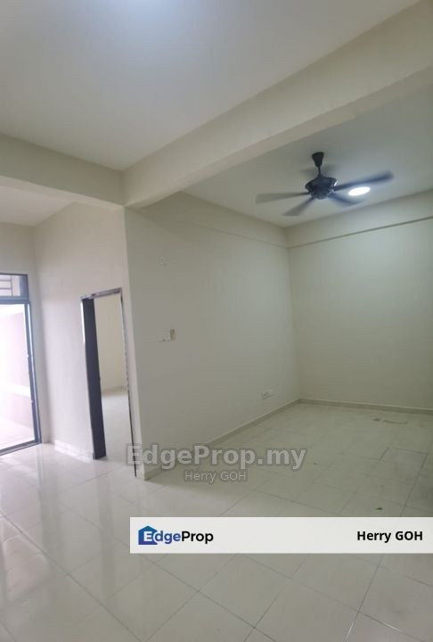 Taman Pelangi Plaza Mentari Apartment 3R2B 1387sqft 7min to Ciq, Johor, Johor Bahru