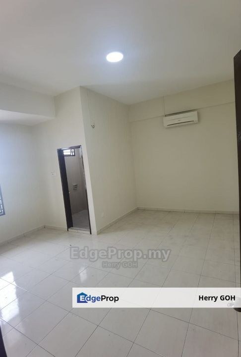 Taman Pelangi Plaza Mentari Apartment 3R2B 1387sqft 7min to Ciq, Johor, Johor Bahru