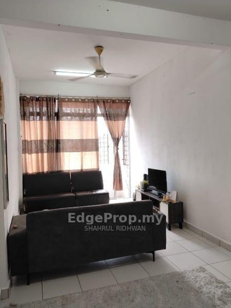 Dahlia Court Apartment