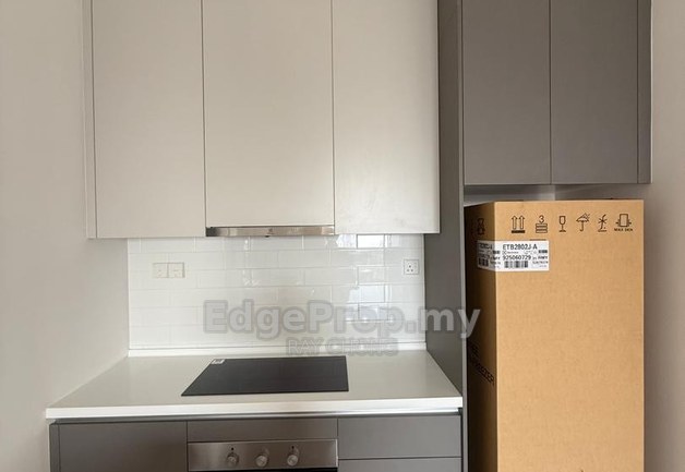 Brand new condo with close proximity to KLEC, Mid Valley, Bangsar South, KL Sentral & PJ. Convenient place with excellent accessibilities, Kuala Lumpur, KL City
