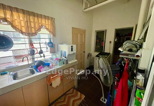 Double Storey House at Aveda 6 Desa Mas. Bandar Country Homes, Rawang, Selangor, Rawang