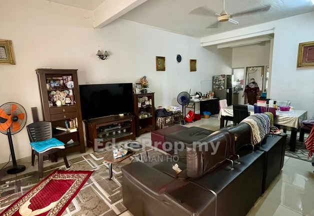 Double Storey House at Aveda 6 Desa Mas. Bandar Country Homes, Rawang, Selangor, Rawang