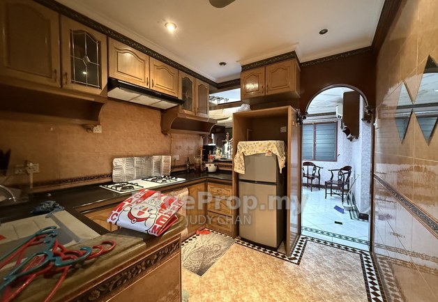Goodyear Court 10 Bu800sf 1+1rooms 1bath  Ffurnished, Selangor, Subang Jaya