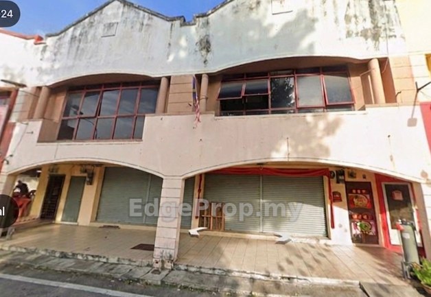 PRIME MAIN ROAD 2 Adjoining Shoplots @ Taman Merdeka Batu Berendam