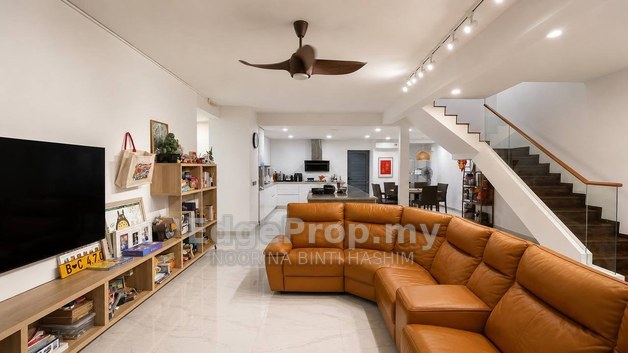 MEDAN DAMANSARA, DAMANSARA HEIGHTS Double Storey Semi D House For Sale , Kuala Lumpur, Damansara