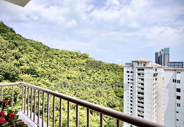 Sea View Duplex Penthouse at Miami Green, Batu Ferringhi., Penang, Batu Ferringhi