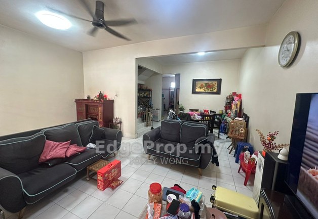 GOOD DEAL | RENOVATED UNIT 2 Storey Sg Batu Teluk Kumbar for Sale, Penang, Teluk Kumbar