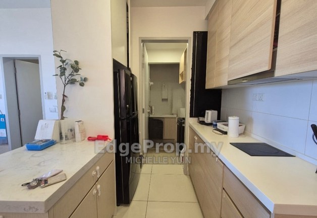 Ryan & Miho condo Seksyen 13 fully furnished Petaling Jaya connected to Jaya One mall 2R2B 1cp convenient Professor Ungku Aziz ready now Pacific tower, Selangor, Petaling Jaya