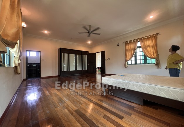 🏡Bunglow house with 7,810sf land at Setia Warisan for sale., Selangor, Sepang