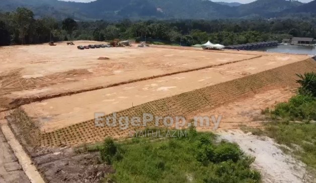 Dusun Tua, Batu 17