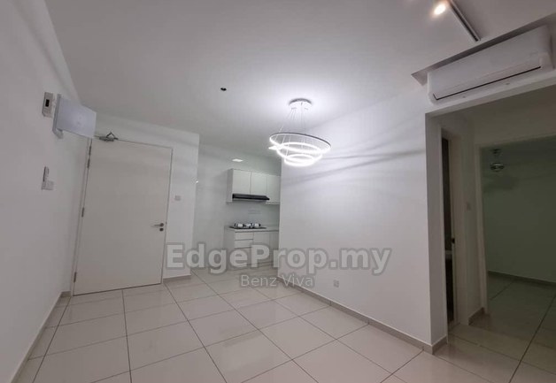 Kenwingston Skyloft USJ, 650sqft 2r2b walk 2mins o BRT South Quay For Sale, Selangor, Subang Jaya