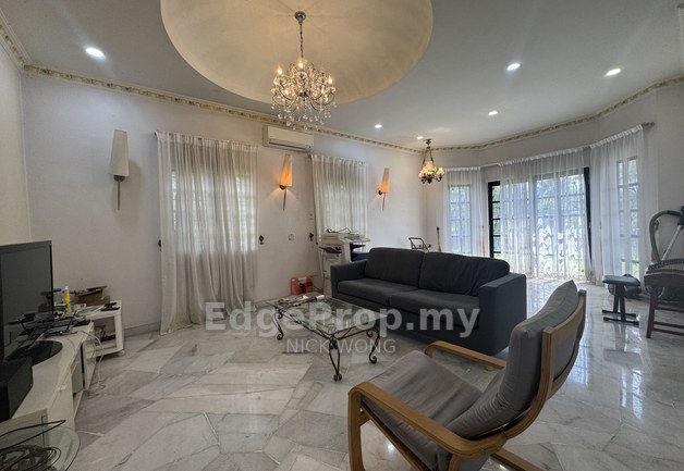 SL 8, Bandar Sungai Long
