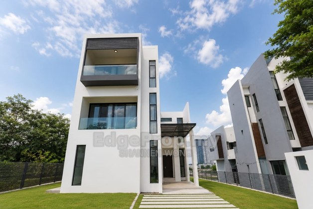 Sri Petaling @ Modern 3-Storey Bungalow with Private Pool & Entertainment Room @ RM14k