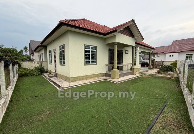 Semi D Kg Nyior, Paka, Terengganu, Paka