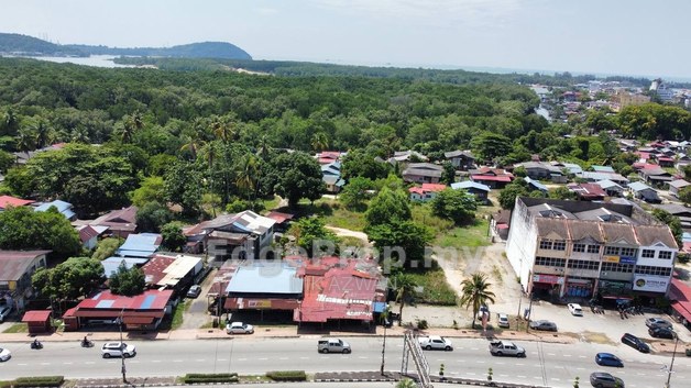BANDAR CHUKAI