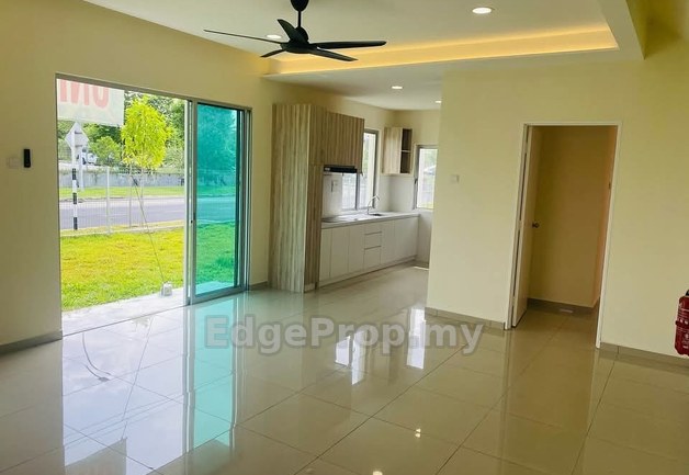 Double Storey Corner unit Semenyih, Selangor, Semenyih
