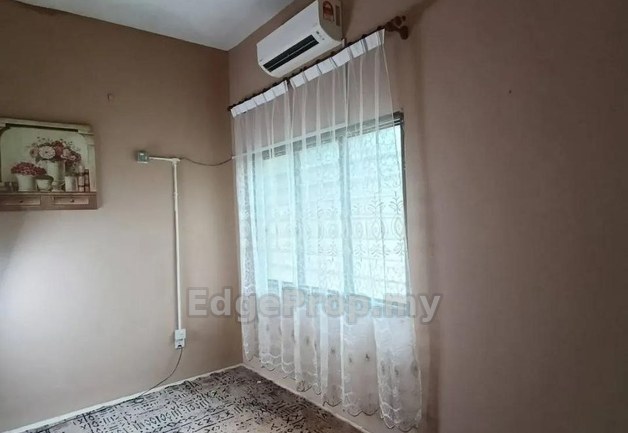 Double Storey Terrace Taman Bentara Telok Panglima Garang, Selangor, Telok Panglima Garang