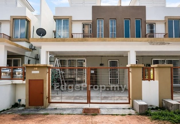 Double Storey Terrace Taman Bentara Telok Panglima Garang, Selangor, Telok Panglima Garang