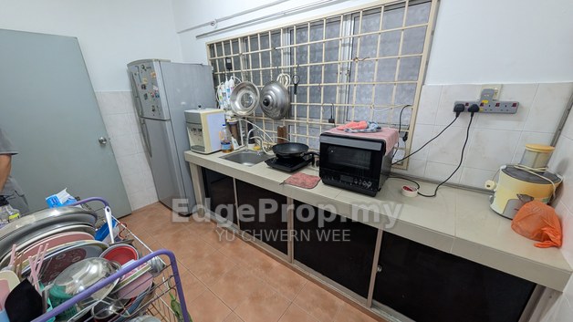 Sri Petaling Endah Ria Renovated 3 Bedrooms Condominium for SALE RM350k, Kuala Lumpur, Bandar Baru Sri Petaling