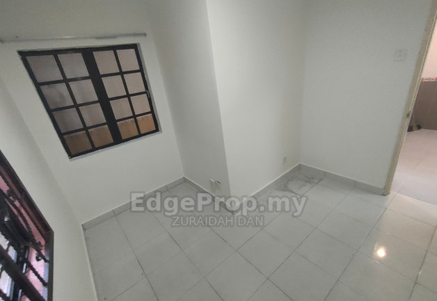 25 x 75 SUPERLINK! EXTENDED KITCHEN! 2 Storey Terrace @ Primaya, Jalan Suadamai, Bandar Tun Hussein Onn, Cheras , Selangor, Cheras