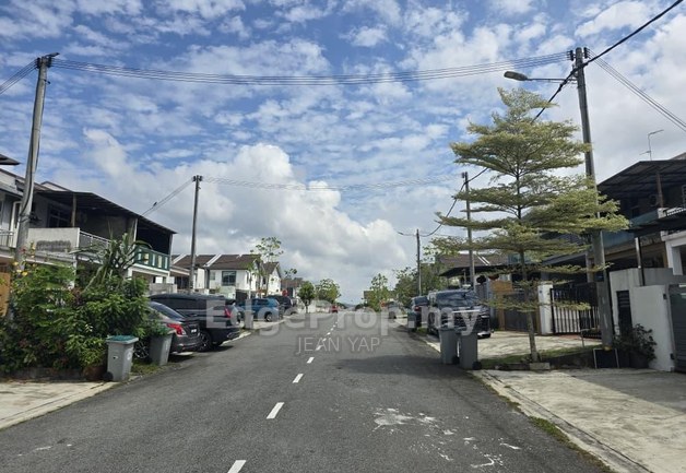 Jalan Pulai Mutiara