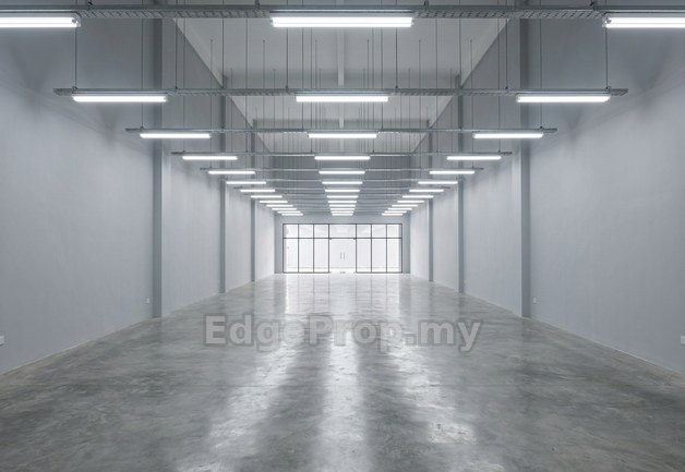 Nilai Freehold 4 Storey Shop Bandar Baru Nilai Putra Nilai Negeri Sembilan, Negeri Sembilan, Nilai