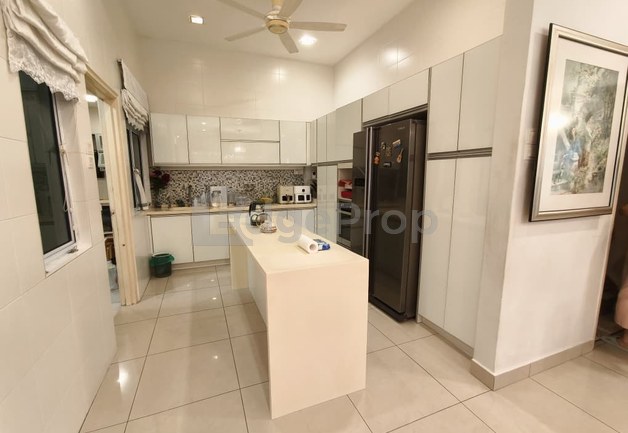 Kemuning Permai Hot Demand Area Renovated Spacious 2 Storey Semi D Kemuning Utama, Selangor, Kota Kemuning