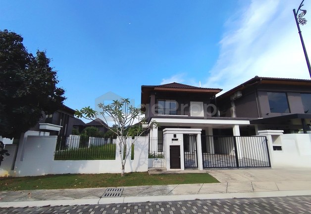 Well Kept Freehold Semi D Setia Mayuri, Semenyih For Sale, Selangor, Semenyih