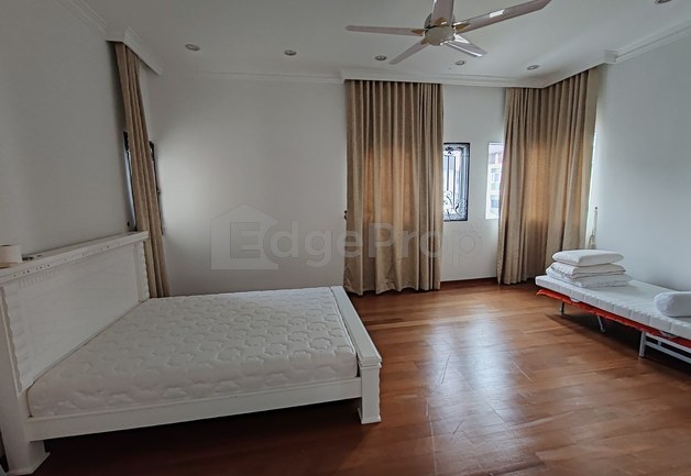 Solok Lembah Permai Extra Back land 3 Storey Semi D House, Penang, Tanjung Bungah
