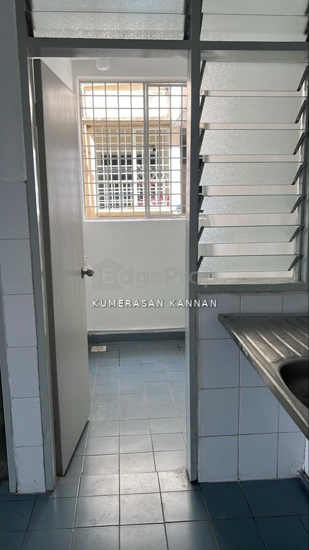 STARVILLE APARTMENT @ USJ 19 FOR SALE, Selangor, USJ