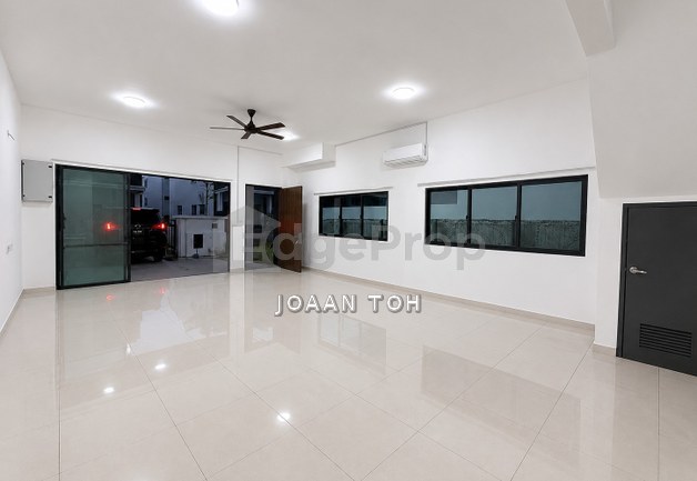 Brand New End Lot Terrace House Selayang 5R5B, Selangor, Selayang