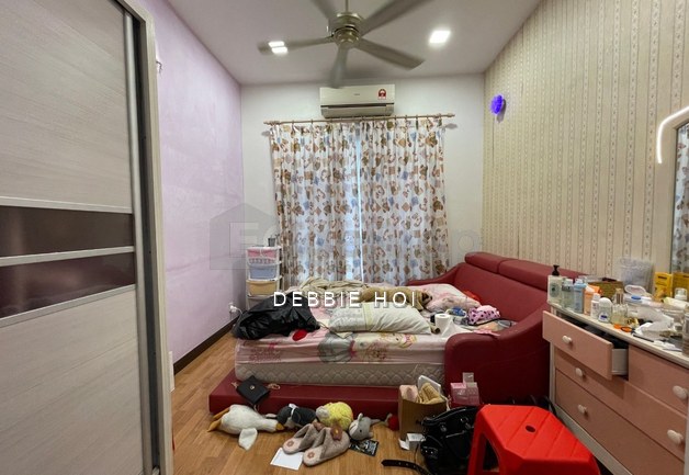 Desa ParkCity (Nadia Parkhomes)