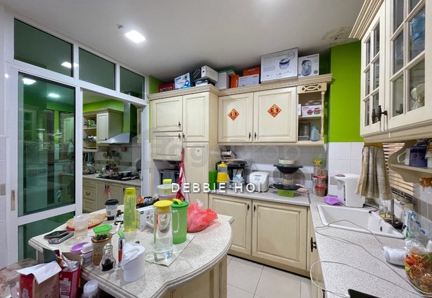 Desa ParkCity (Nadia Parkhomes)