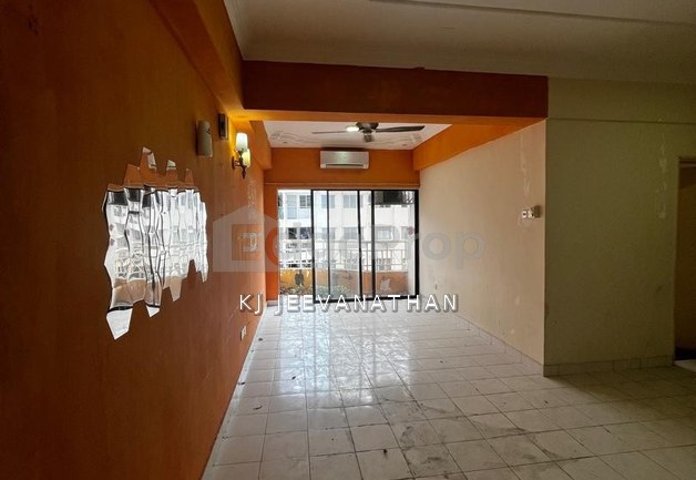 Mid floor available to move in ASAP, Kuala Lumpur, Kepong